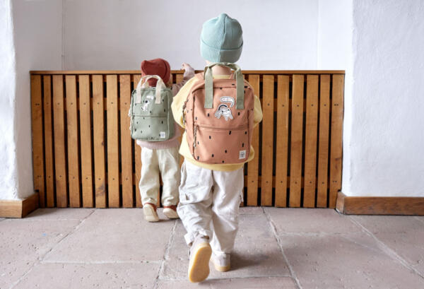 Kindergartenrucksack Square - Happy Prints, Karamell – Bild 3