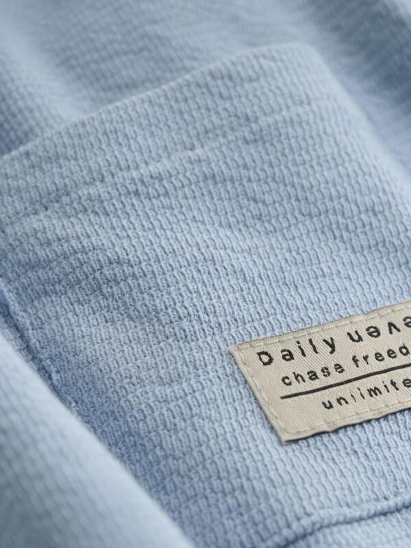 Daily Seven - T-shirt Structure Print 920125 - Ashley Blue – Bild 2