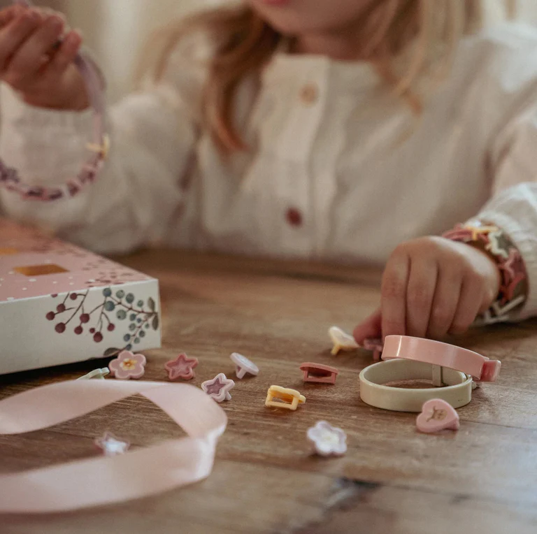 Little Dutch Weihnachts-Adventskalender-Armbänder – Bild 5