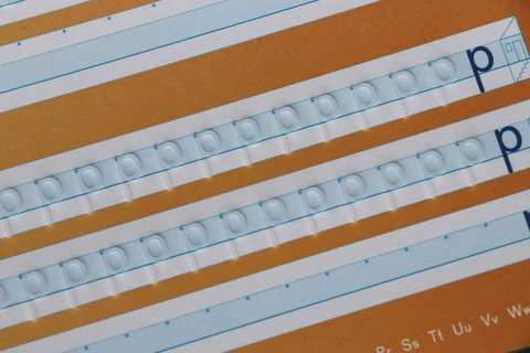 Arena Silke Reimers Erstes Schreiben mit Spurrillen. Buchstaben – Bild 3
